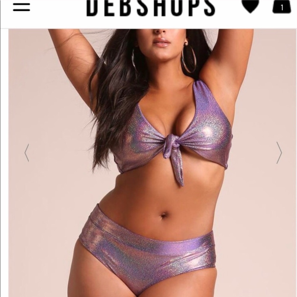 Debs Plus size bikini ISO 👙